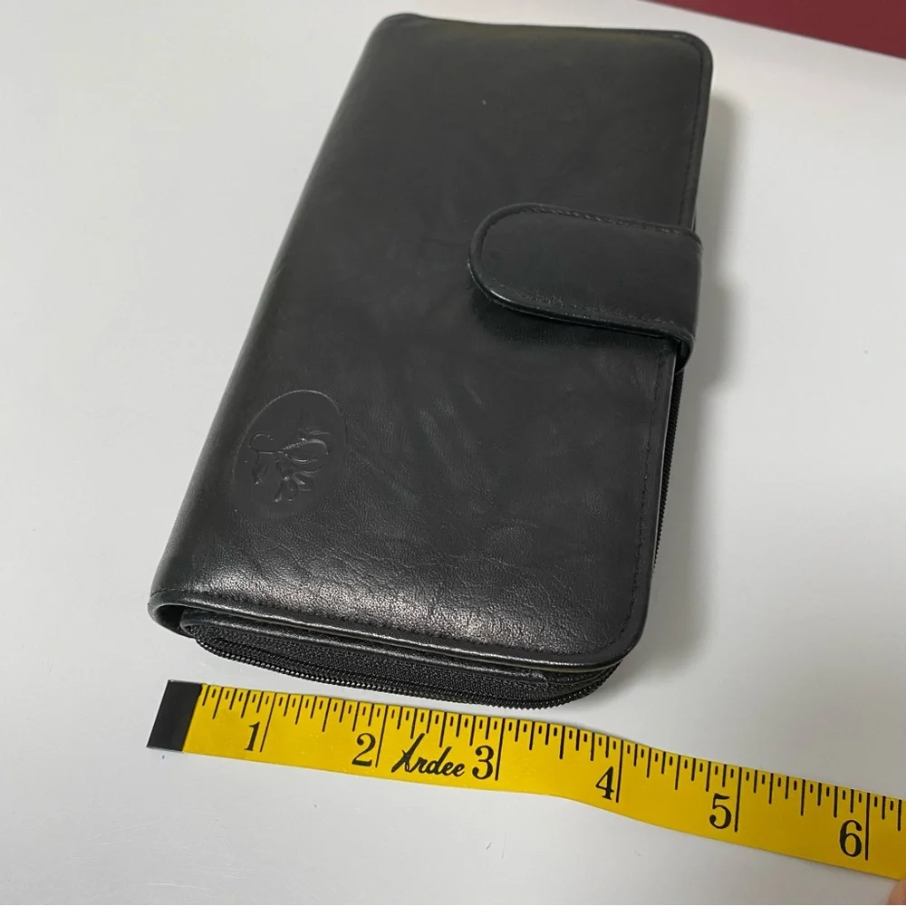 Buxton Black Leather Wallet Model 39 Ensemble Clutch